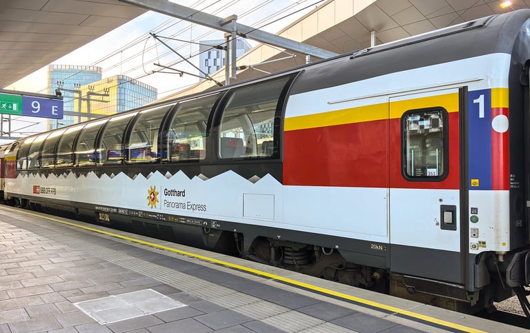 Gotthard Panorama Express