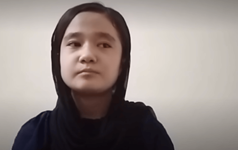 Nila Ibrahimi speaking to NOS in Pakistan via Zoom. 