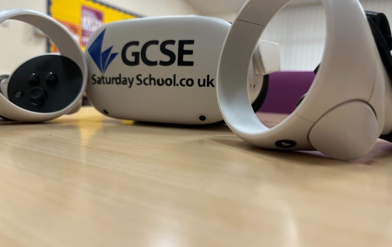 VR science tutoring in Hitchin