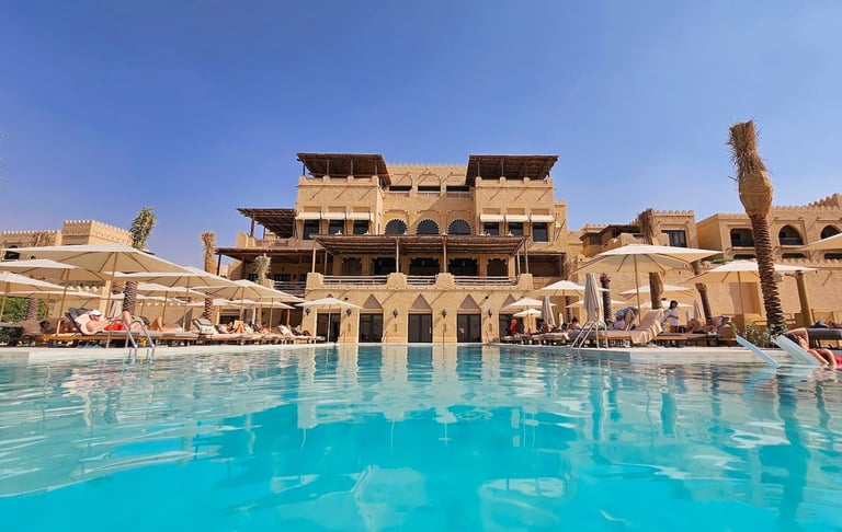 anantara-qasr-al-sarab-adults-pool-2