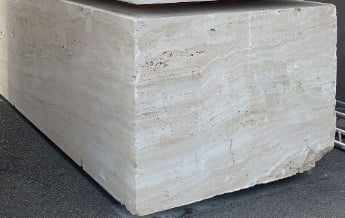 Blok kamienia, blok kamienny trawertyn włoski Bianco