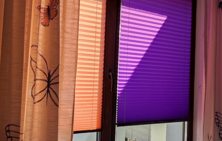 JALUZELE PLISATE PE COMANDA CU MASURATOARE SI MONTAJ ASIGURAT IN BUCURESTI SI ILFOV