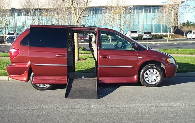 2007 Chrysler Town & Country LTD with the Rollx Side Entry Conversion