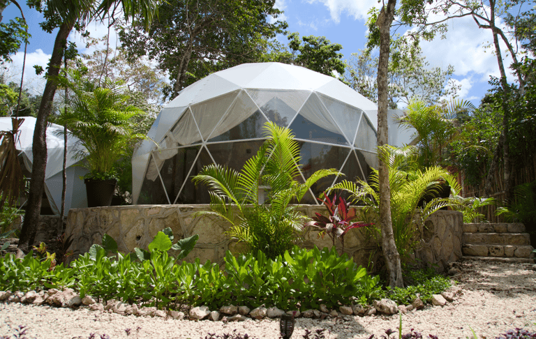 Luxurious geodesic dome glamping in Venamarte, located in a unique garden of the Mayan jungle, with 