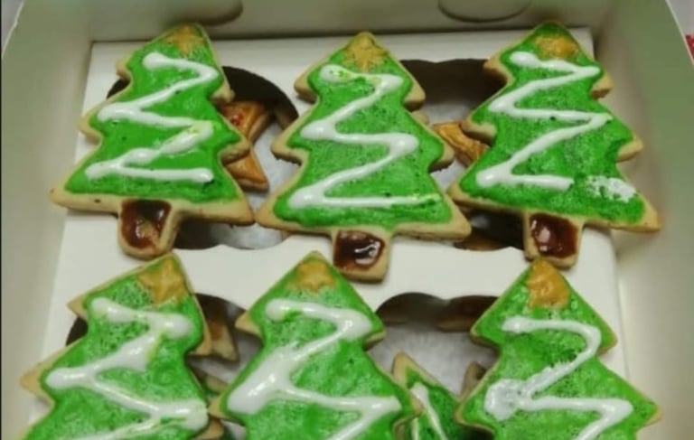 galletas de almendra arbolitos navidad pasteleria queti