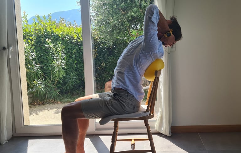 Kinésithérapie douleurs du dos position assise