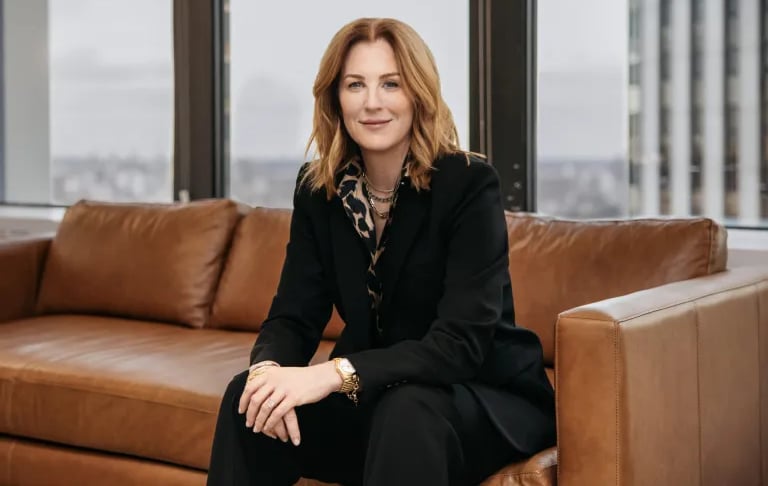 hillary-super-ceo-victorias-secret