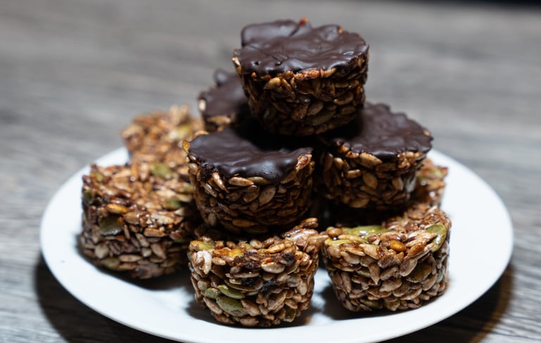 Date seed bites with dark chocolate