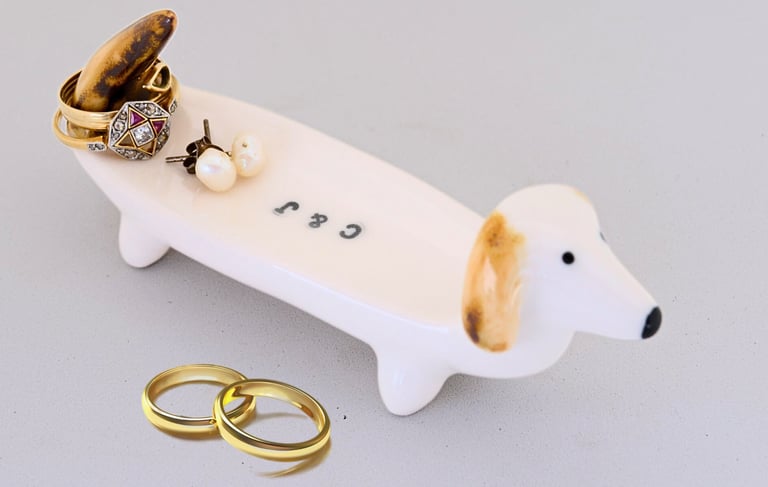 wiener dog holder, dachshund ring stand, cute doggy decor, weenie jewelry display, pet lover gift, d