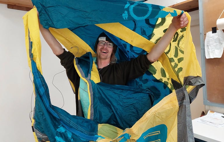 Kite schadeherstel bij Sisu Repair