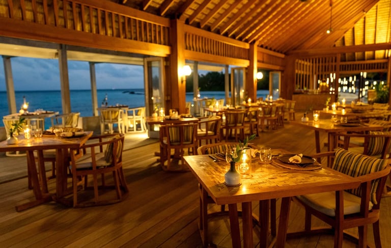 Hurawalhi Maldives Kashibo restaurant