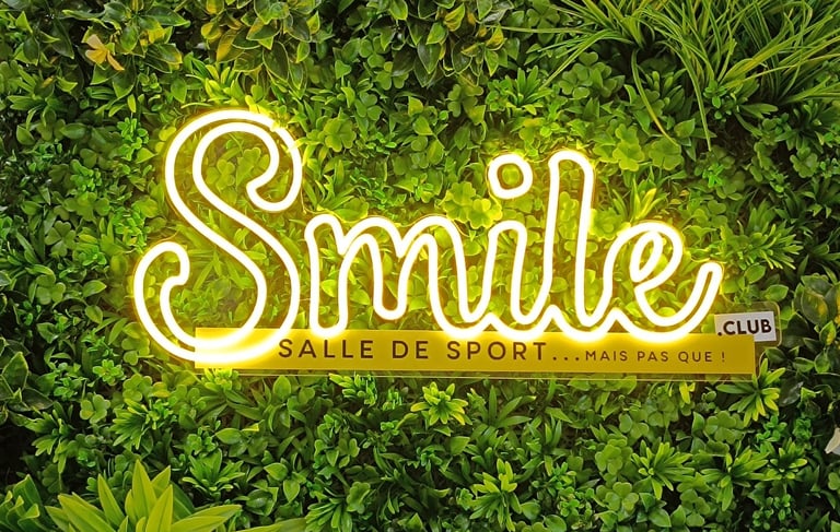 néon smile club segré flexible lumineux
