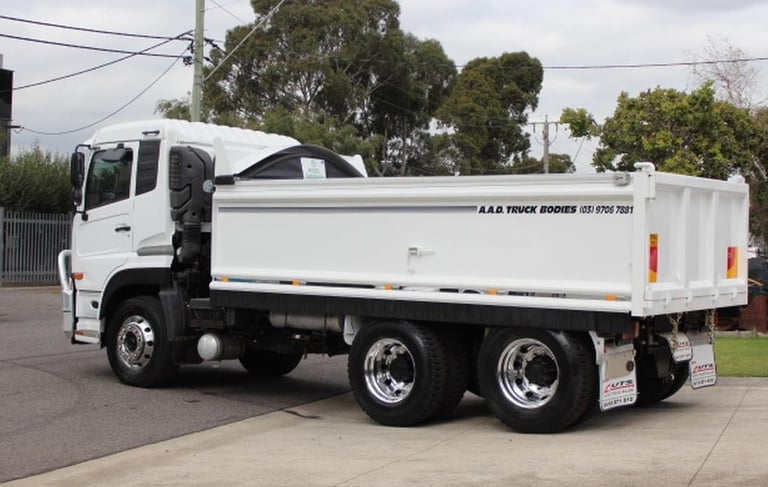 Truck, Tipper for hire