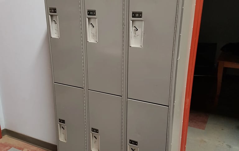 multi tier storage lockers equipement industriel rc