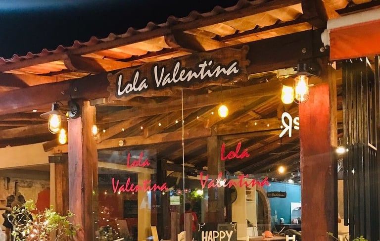 lola valentina
