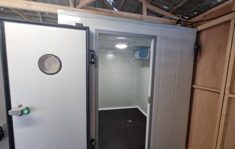 Cold room in Thames river