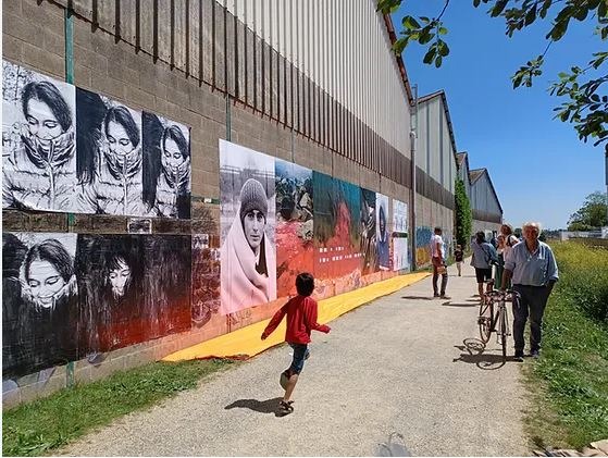 peggy viallat mer rouge