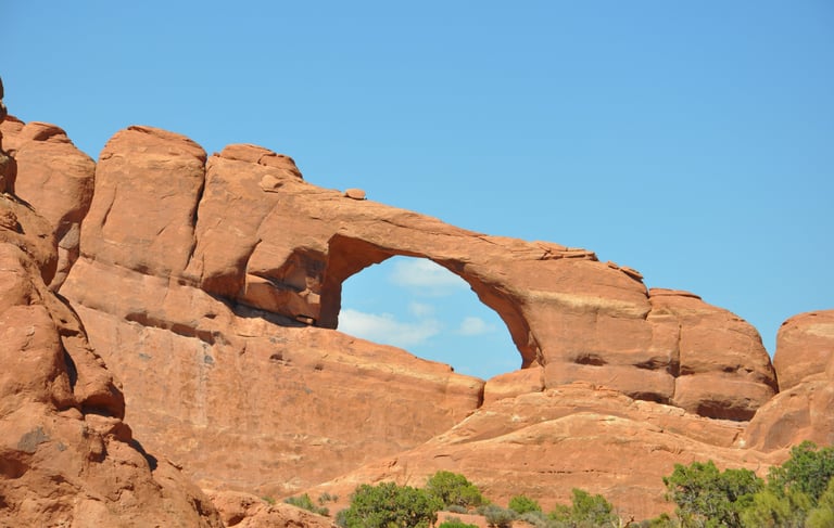 Skyline arch, Arches National Park, Utah, USA