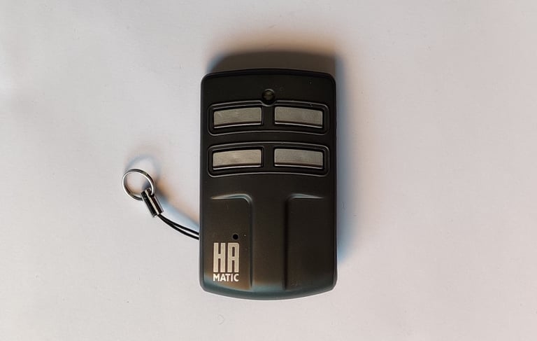 Универсальный многочастотный пульт HR Multi2 Silver с фиксированным и плавающим кодом