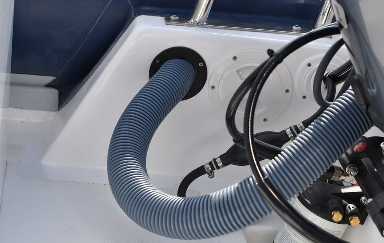 Los cables NO PASAN POR CUBIERTA