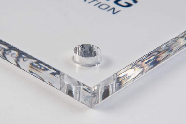 Découpe Plexiglas au laser