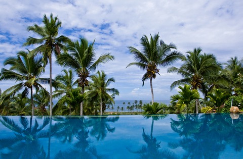 Luxury India Tour Hotel Pool Kovalam