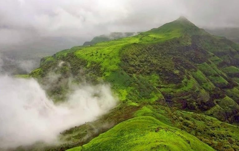 Majestic Kalsubai Peak, the Everest of Maharashtra