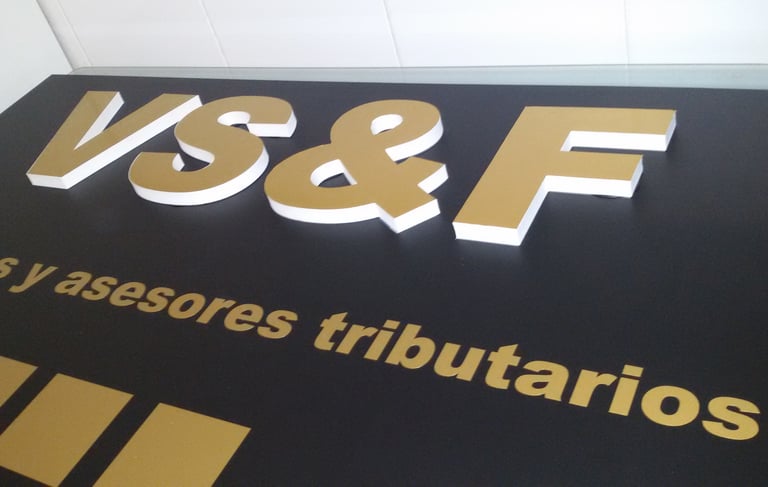 rótulo en PVC letras corpóreas