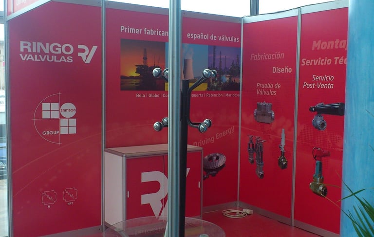 fabricación e instalación vinilo impreso stand Palexco Coruña