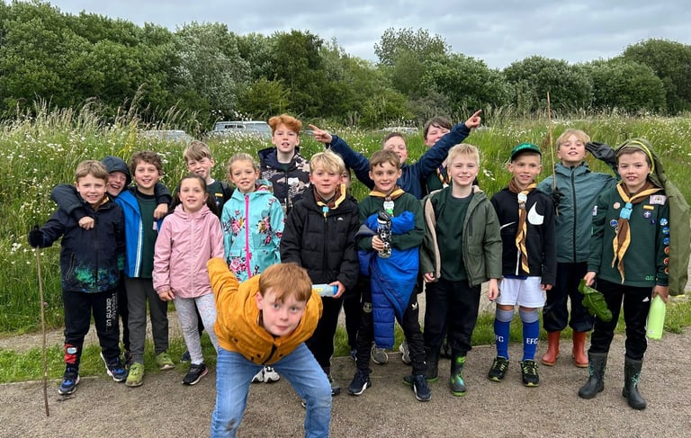 Cubs from the 25th Allerton on an adventure  from their Grassendale base,