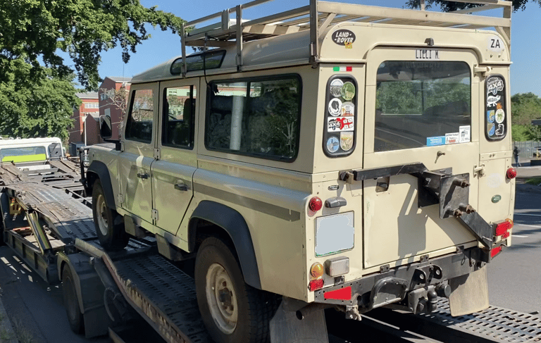 land rover defender 110 300tdi