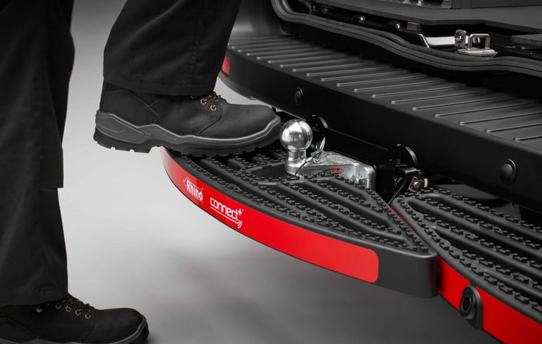 Įlipimo laiptelis montuojamas ant kablio