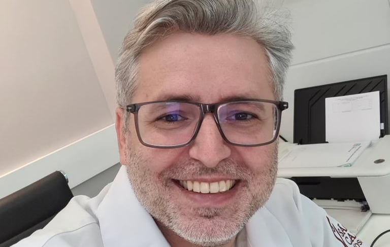 Foto do Dr Gilnard neurocirurgião em Fortaleza ceará e que tem instagram  a partir dessa pagina