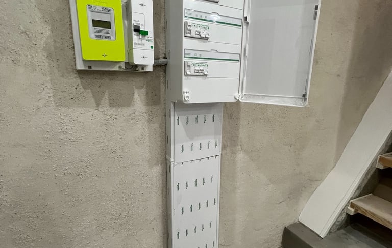 Nous analysons votre installation électrique, identifions les anomalies et effectuons toutes les cor