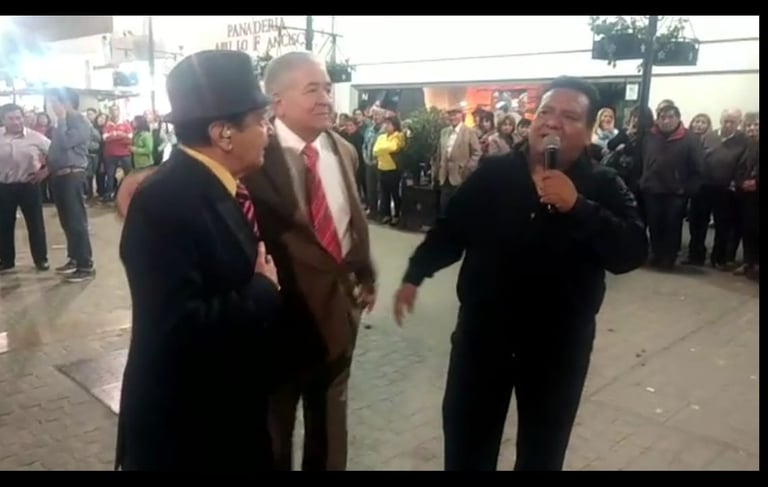 Escritor Ramón H. Romero en la "Semana del Tango".