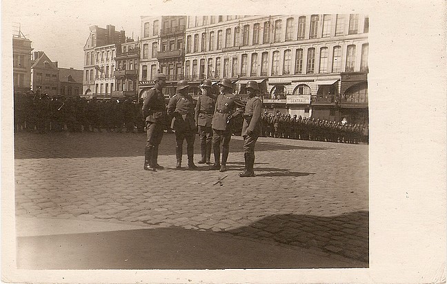 Parade des 125. Württembergischen Infanterie-Regiments (26. Württembergische Infanterie-Division).