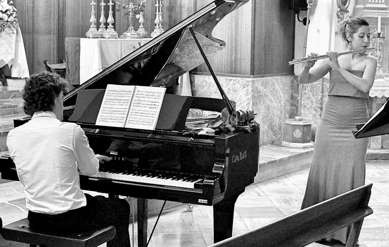 Catalina Roig, flauta travessera i Rafael González, piano