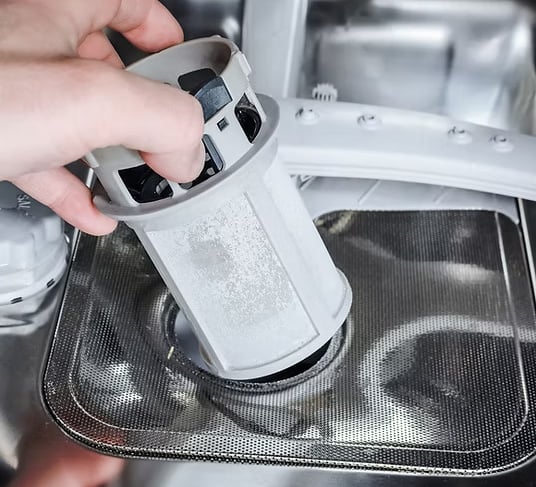ménage et petite maintenance