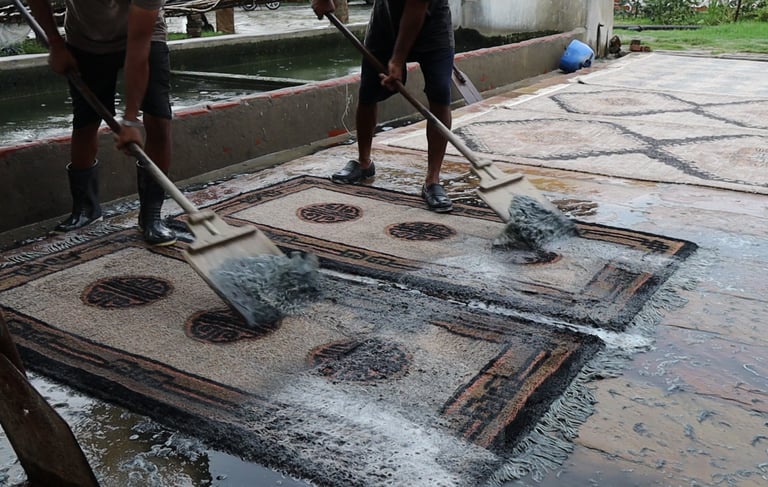 Handknotted Carpet Washing Process