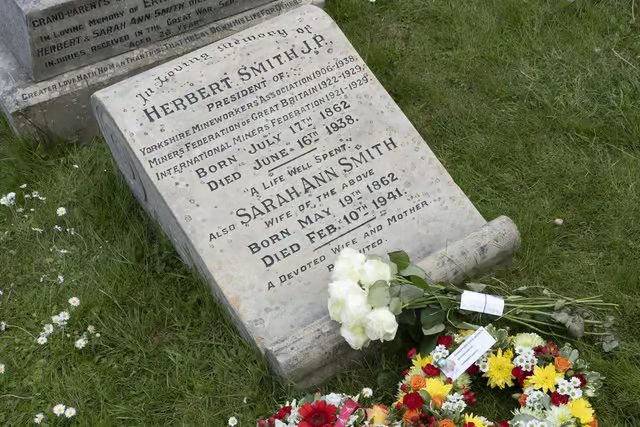 The grave of Herbert Smith