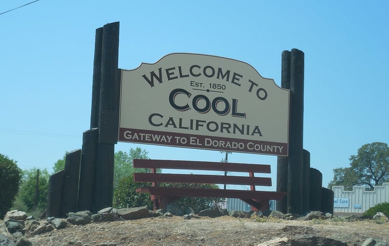 Picture of Welcome to Cool California sign
