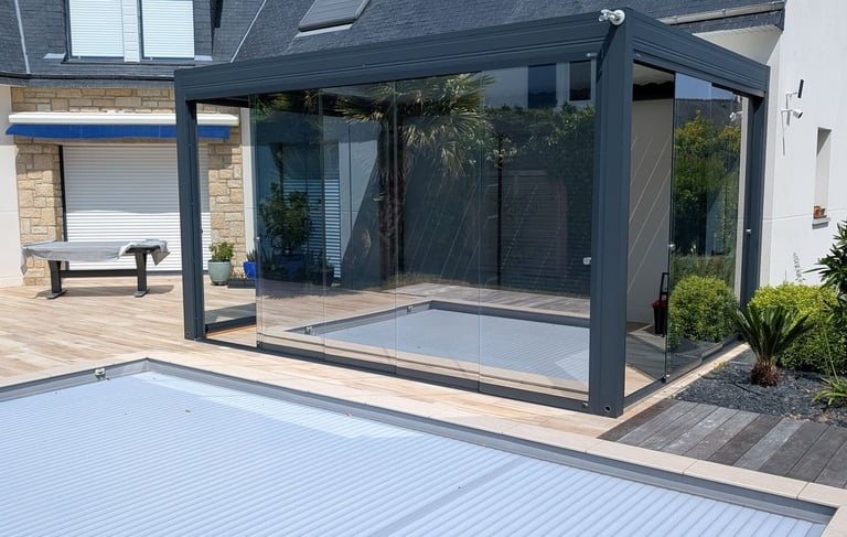 Film miroir sur pergola Quiberon