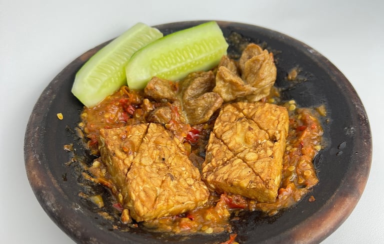 Nasi Bakwan Tempe Penyet
