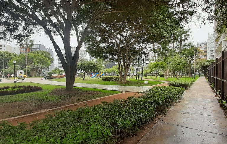 parques residencial Surco