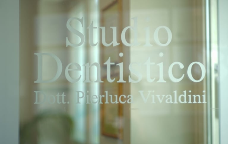 Studio Dentistico Vivaldini entrata