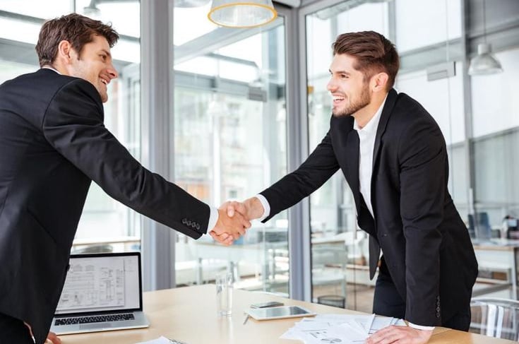 generador de clientes gracias a chatbot y página web de FA DIGITAL