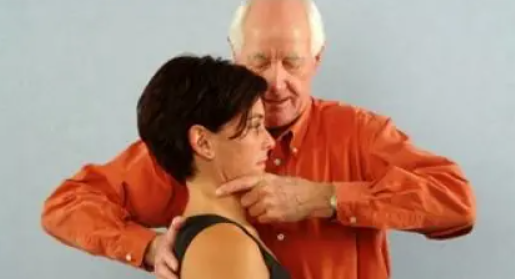 Kinésithérapie traitement cervical McKenzie