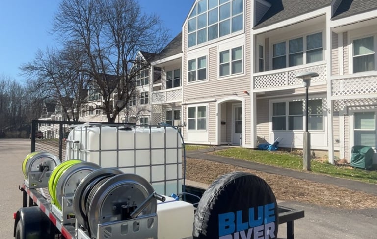 Professional Pressure Washing in Kennebunk, ME for coastal and historic homes with siding cleaning