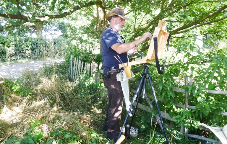 Paul Apps painting En Plein AIr at Great Dixter House 