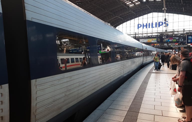 Bahnhof Hamburg ICE Deutsche Bahn